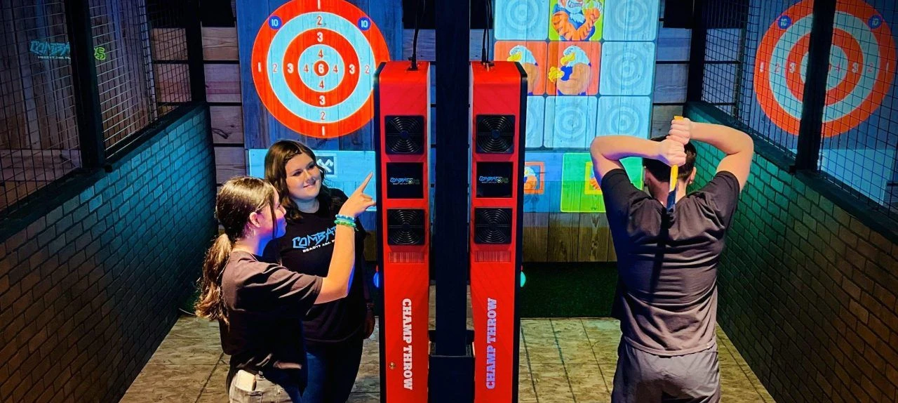 What’s the Best Setup for a Family-Friendly Axe Throwing Venue?